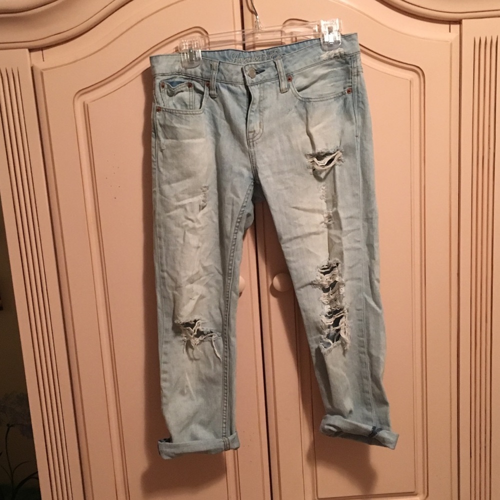American Eagle Boyfriend White Washed Jeans
